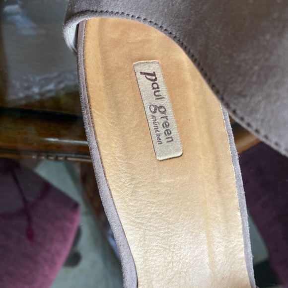 Paul Green; Suede Shoes, Block Heels, US Sz  8.5M, Excellent Used Condition - Picture 4 of 8
